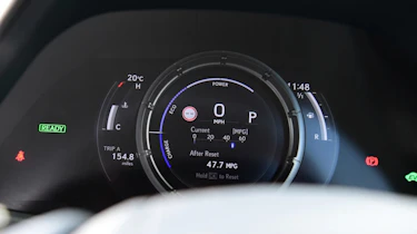 Used Lexus UX - dials
