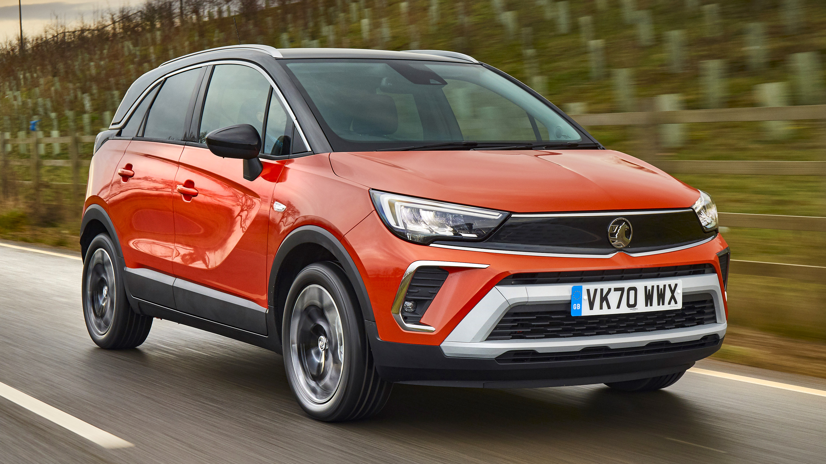 Vauxhall Crossland - front tracking