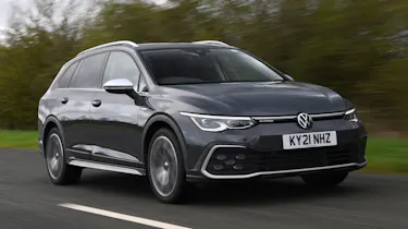 Volkswagen Golf Alltrack - front