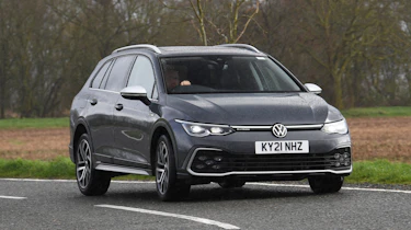 Volkswagen Golf Alltrack - front cornering