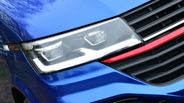 Volkswagen Transporter Sportline - headlight