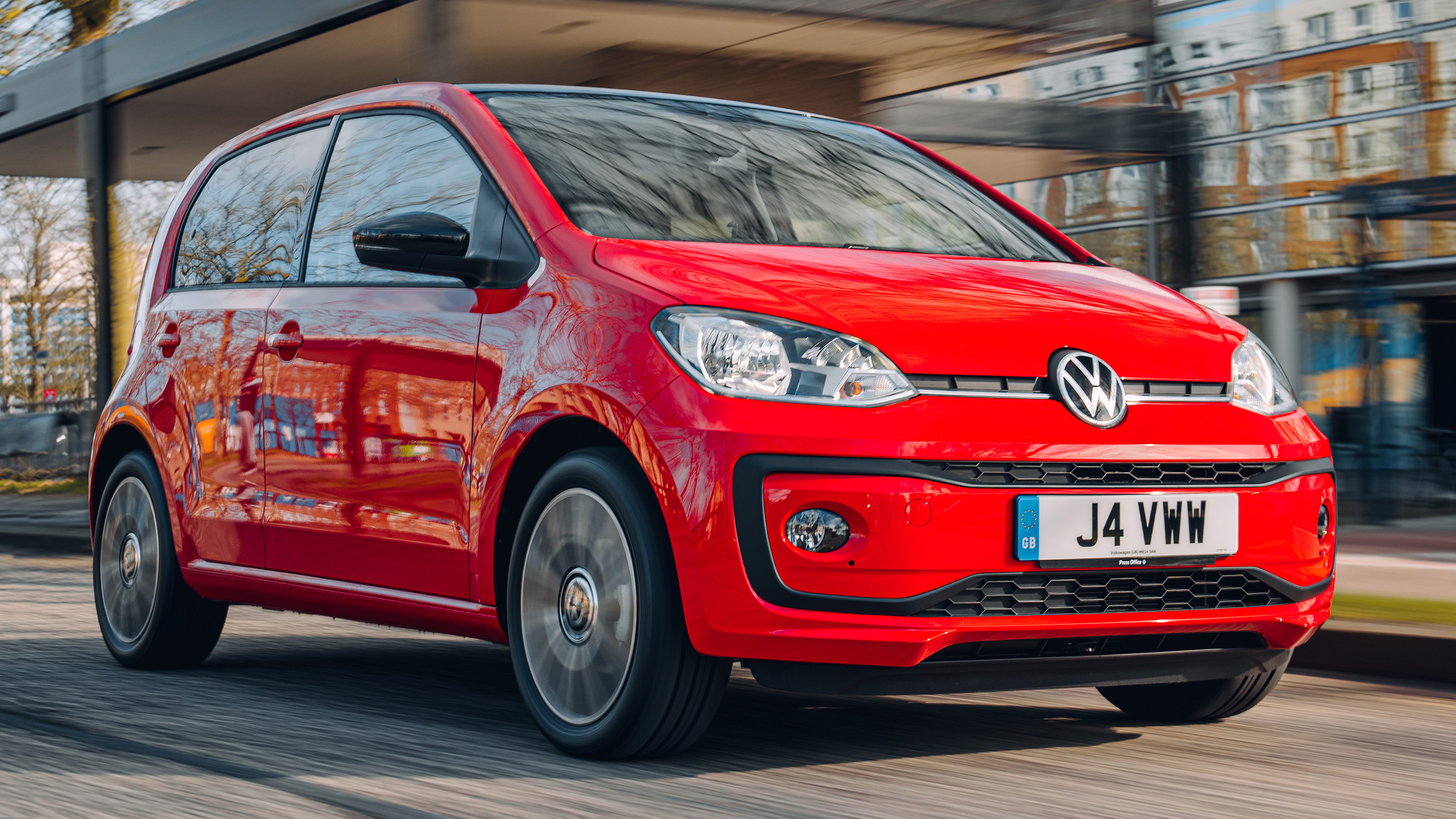 Volkswagen up! - front tracking