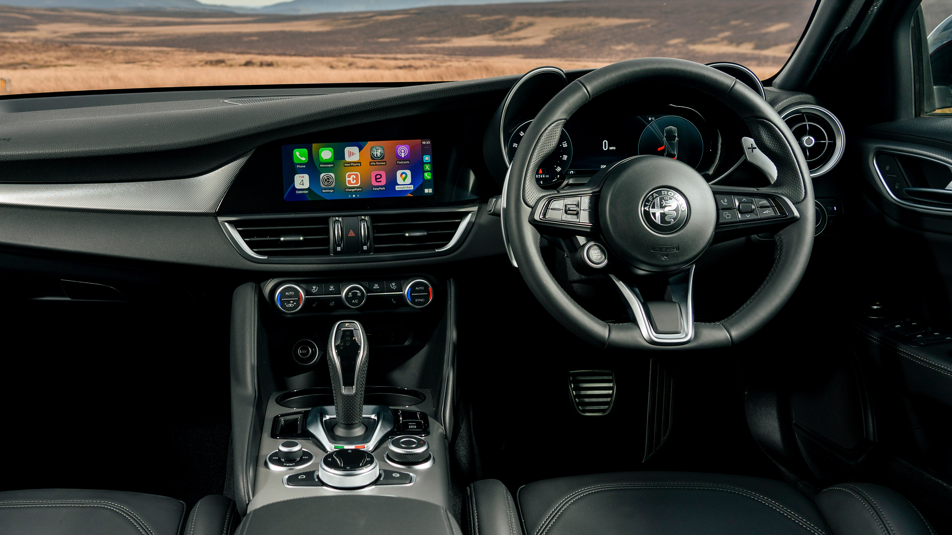 Alfa Romeo Giulia - dash