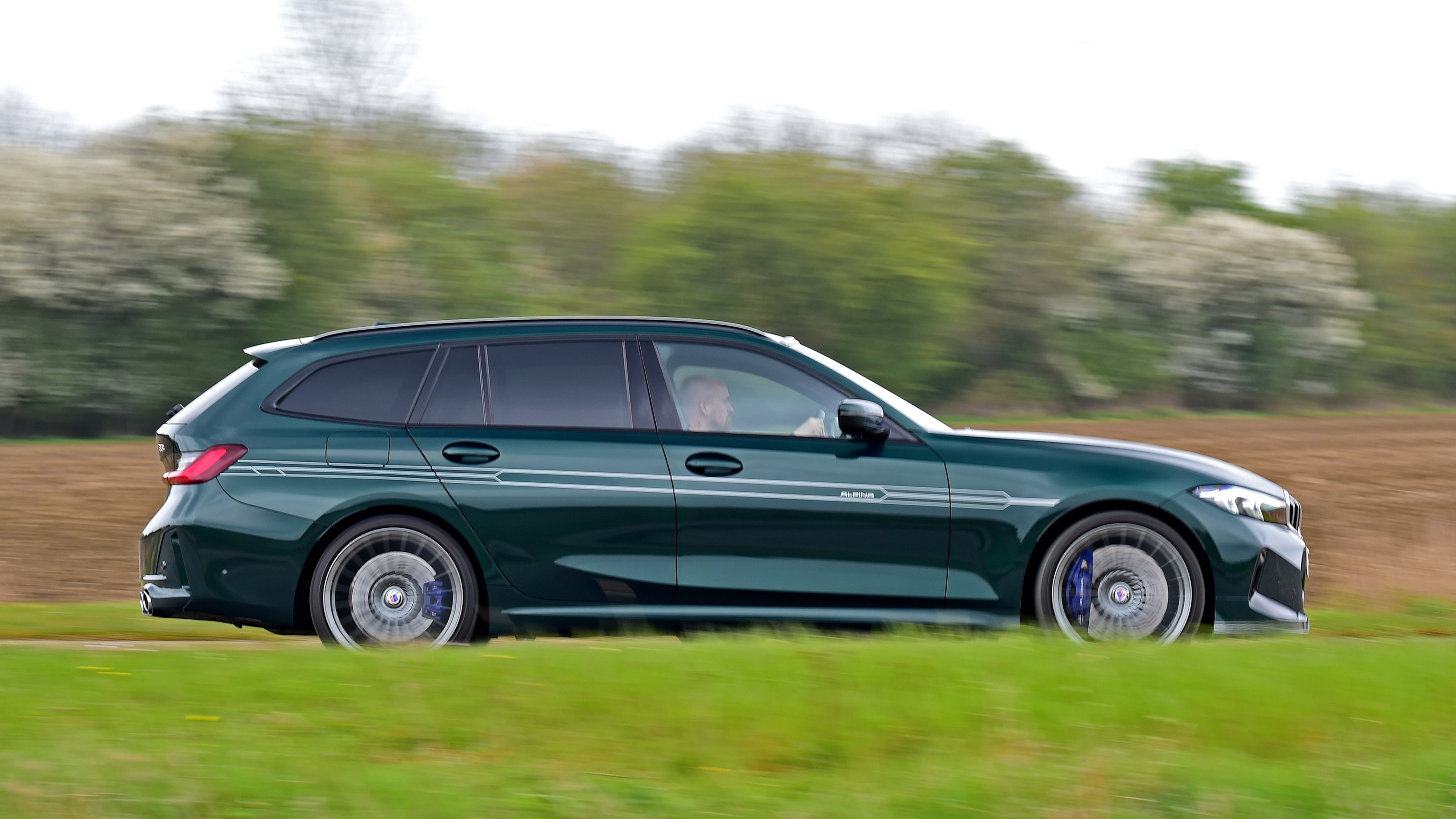 Alpina B3 Touring - side
