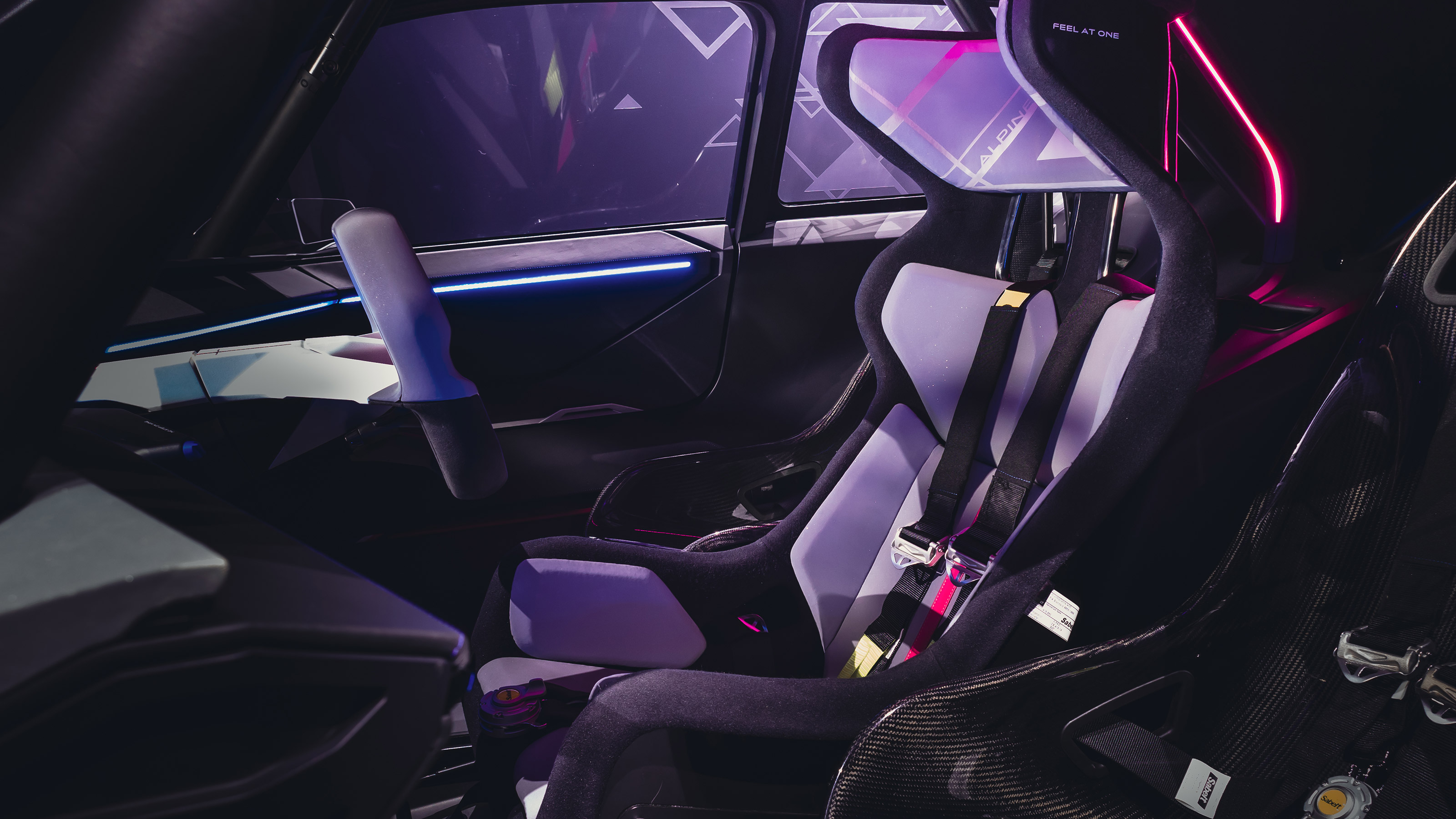 Alpine A290 B concept - front seats