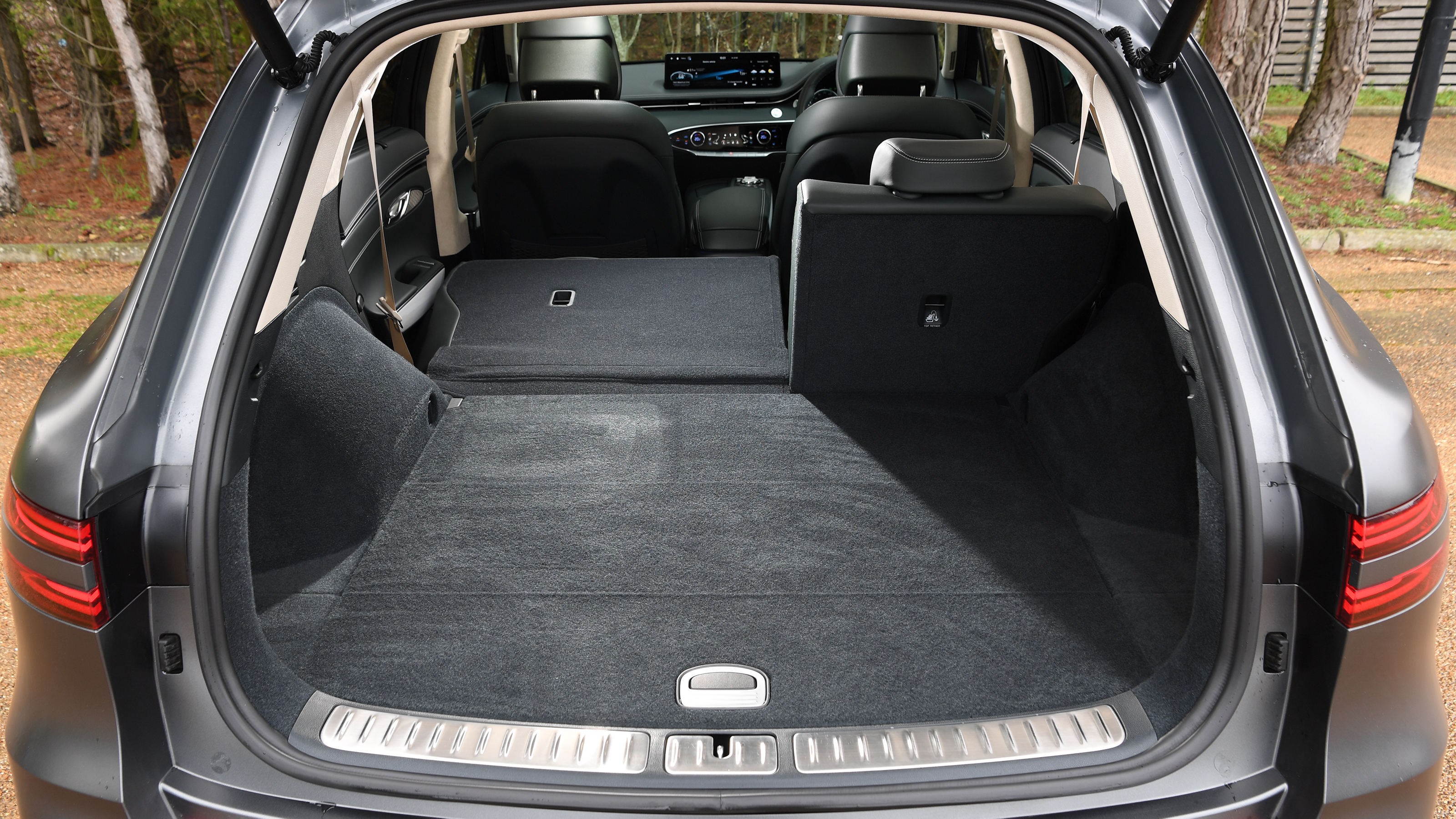 Genesis Electrified GV70 - boot