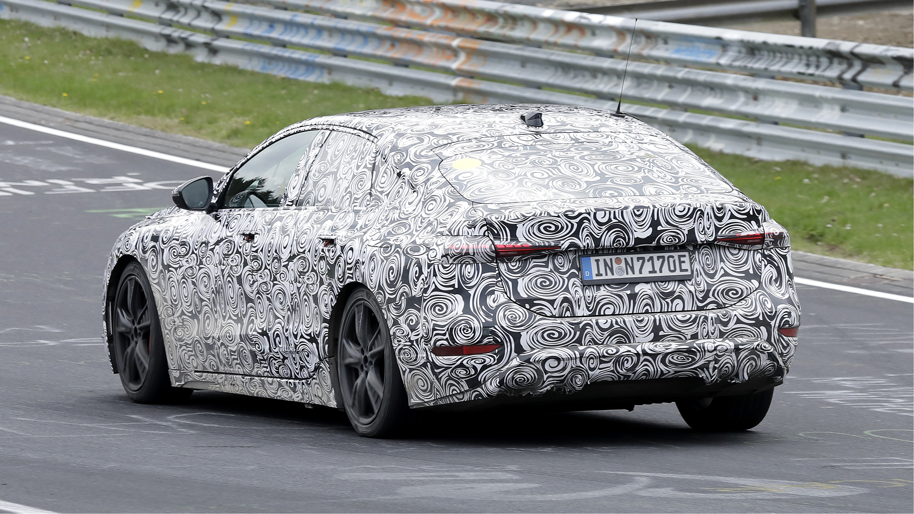 Audi S6 e-tron (camouflaged) - rear cornering