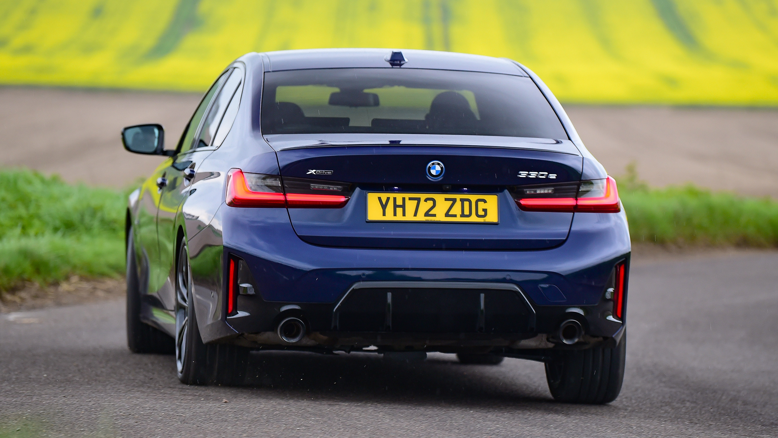BMW 3 Series - rear cornering
