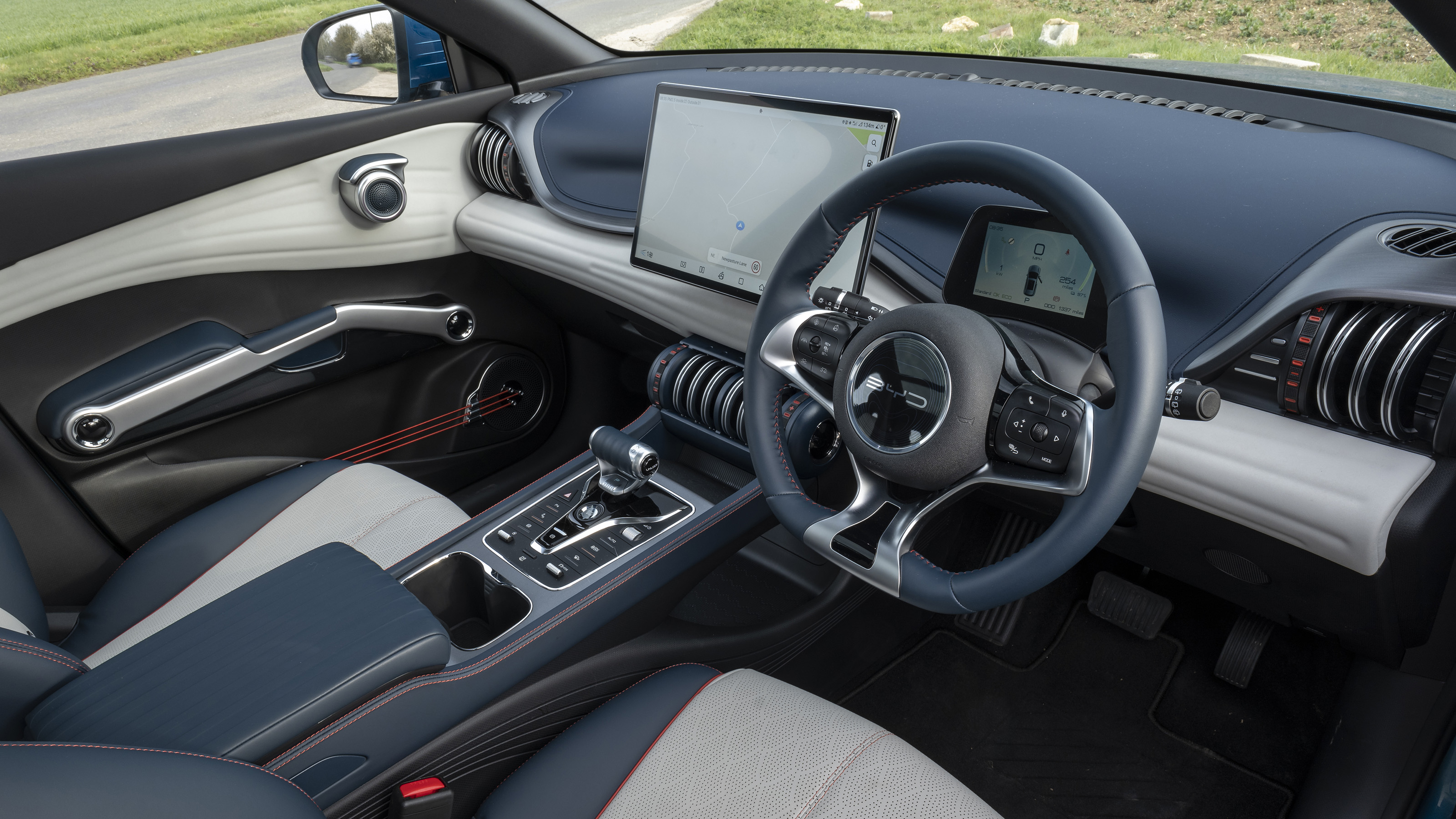 BYD Atto 3 - interior