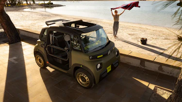 Citroen Ami Buggy - beach