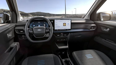 Ford E-Tourneo Courier - cabin