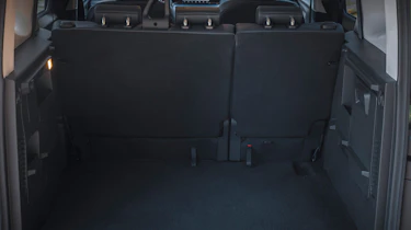 Ford E-Tourneo Courier - boot