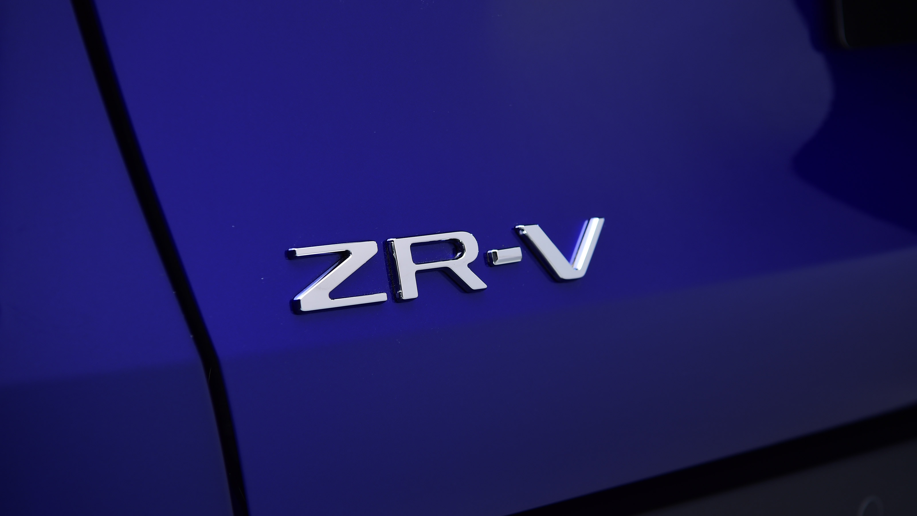 Honda ZR-V - badge