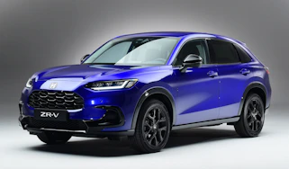 Honda ZR-V - front studio