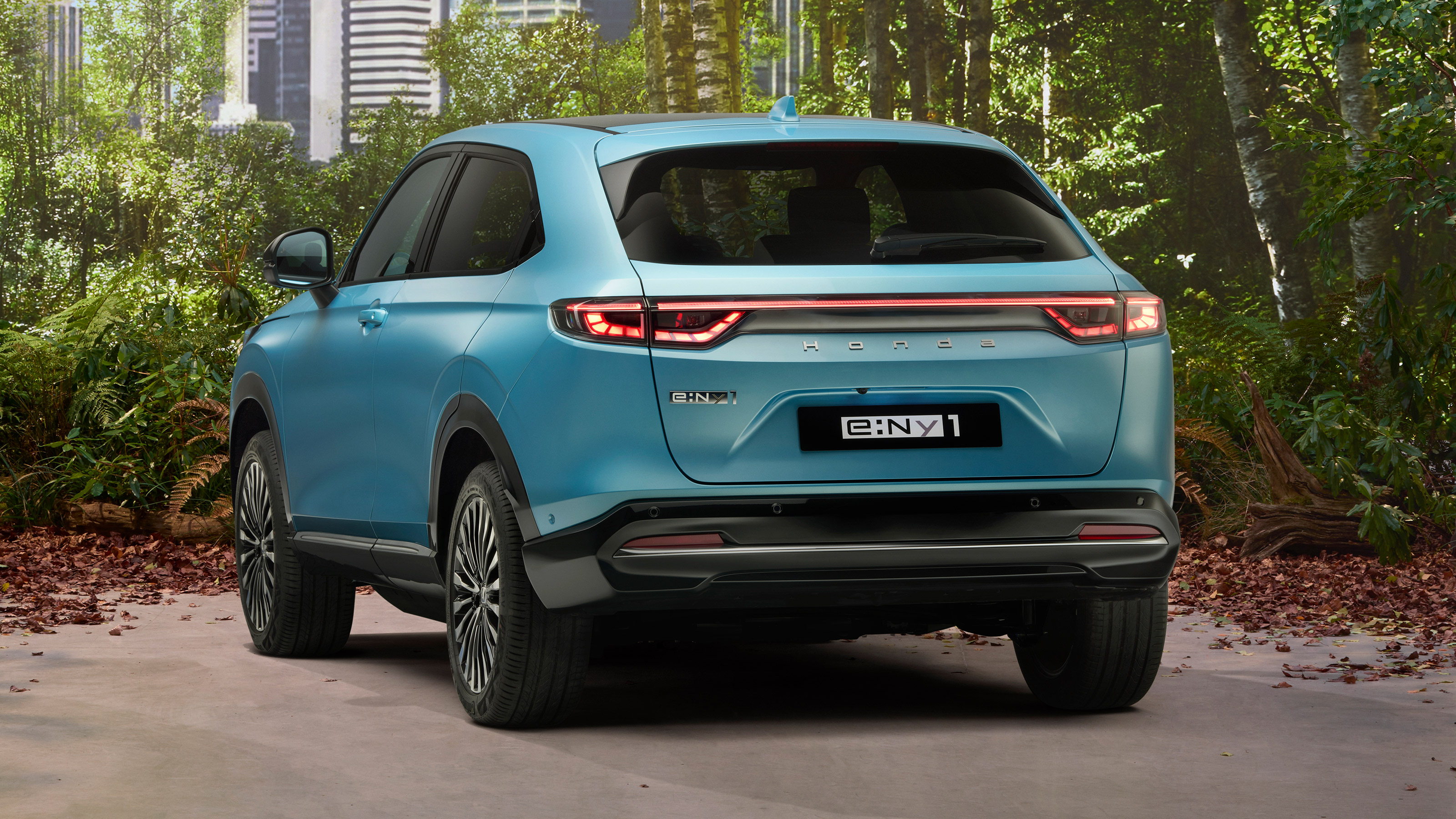 Honda e:Ny1 - rear