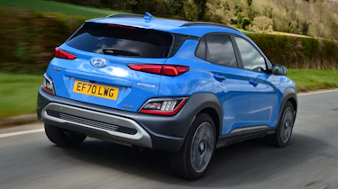 Hyundai Kona Hybrid - rear tracking