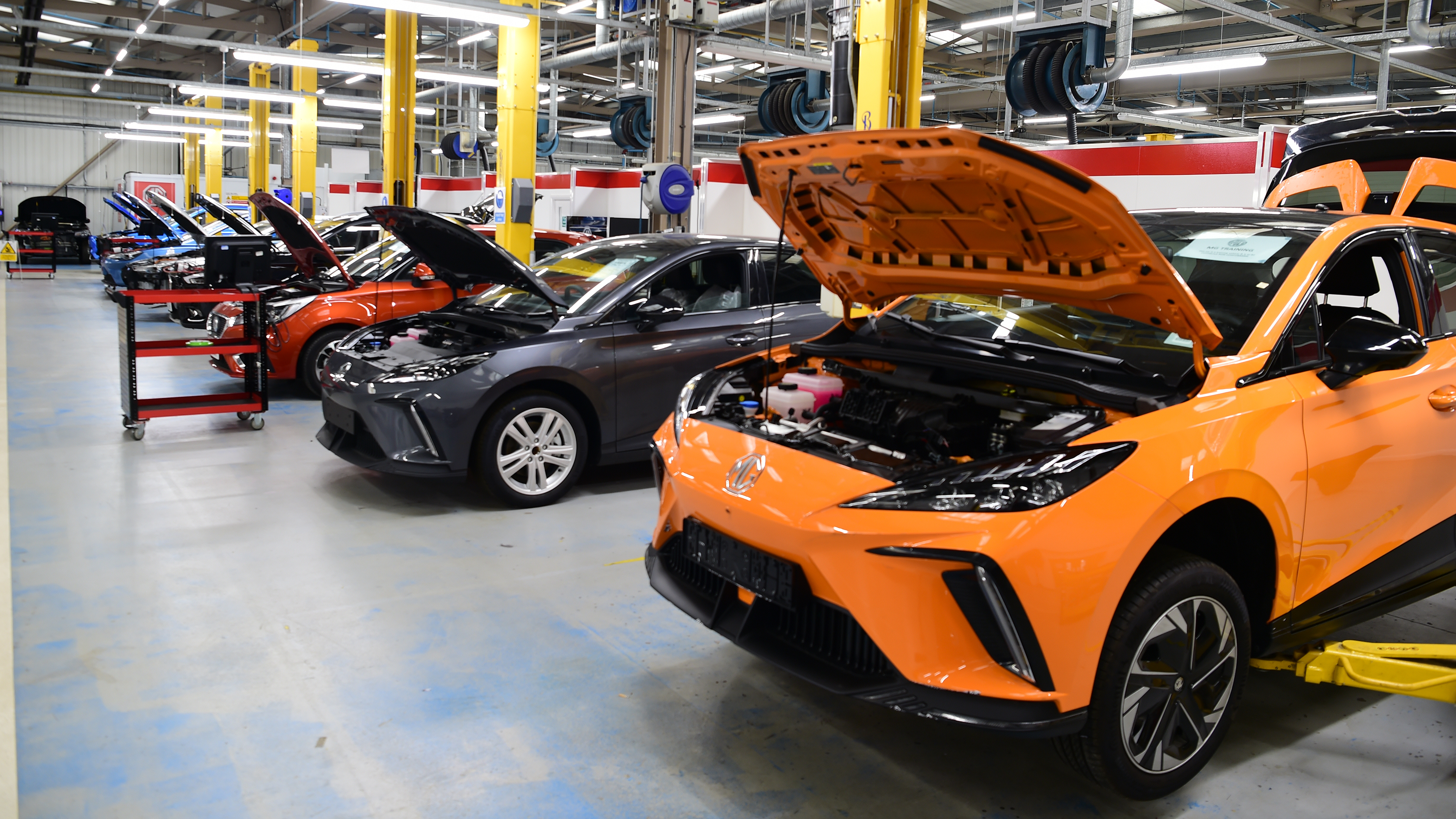 MG Longbridge plant assembly line