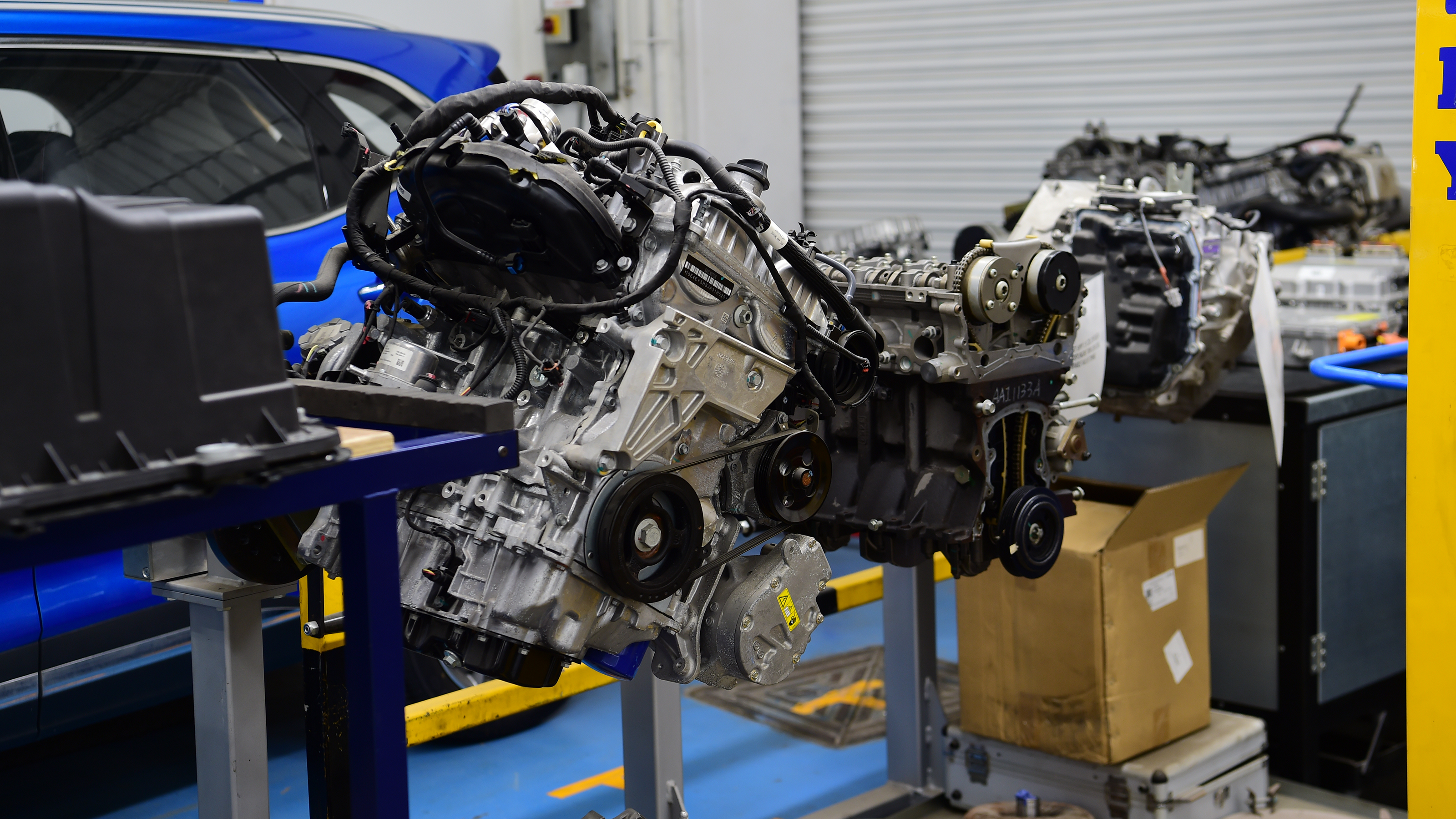 MG engines on stands