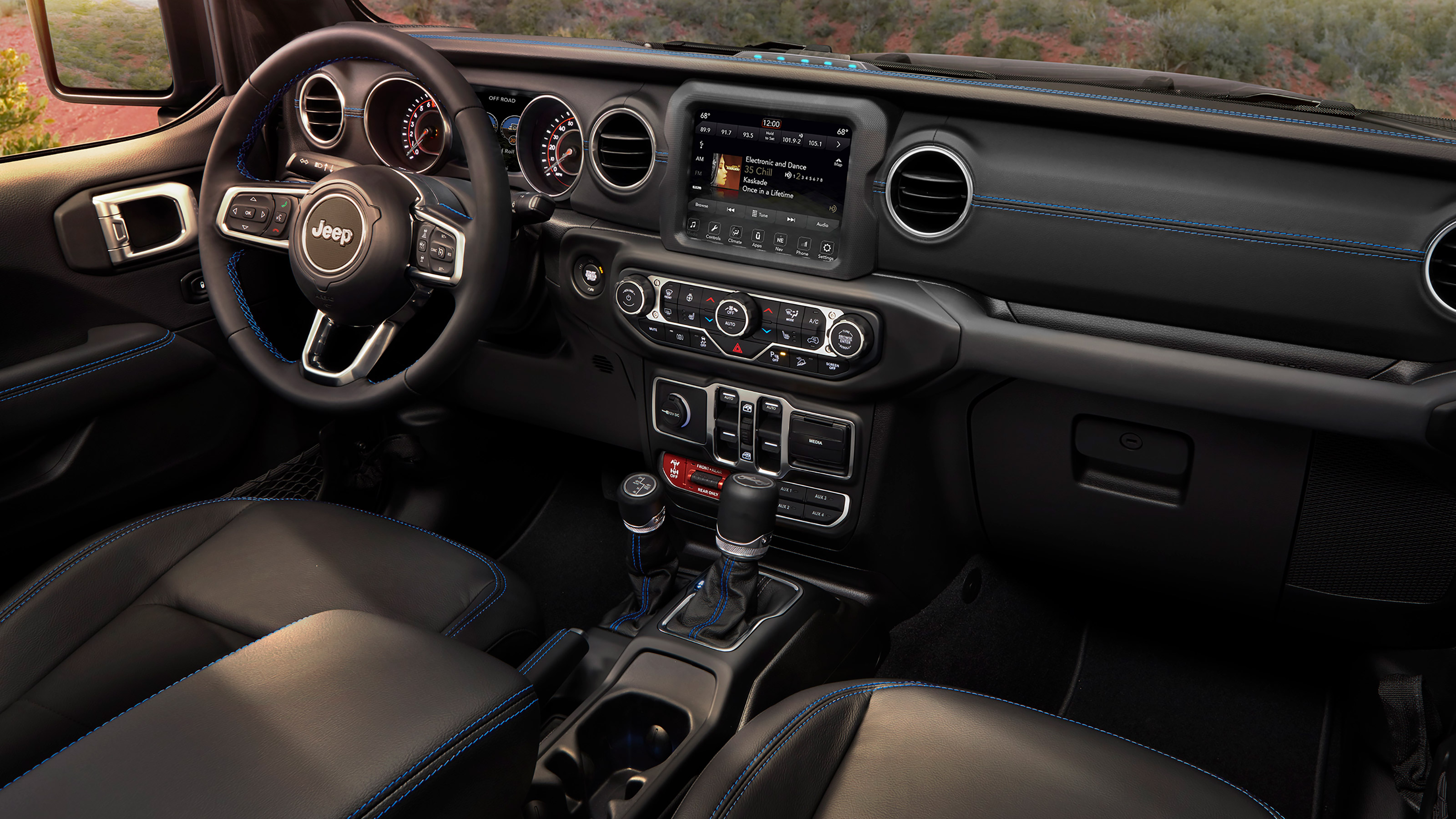 Jeep Wrangler 4xe - cabin
