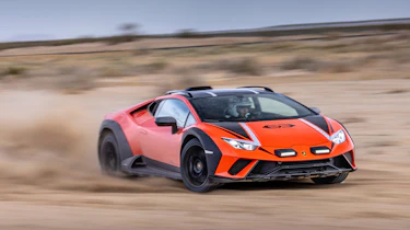 Lamborghini Huracan Sterrato - front cornering