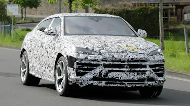 Lamborghini Urus plug-in hybrid - spyshot 1