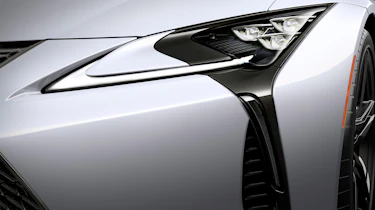 Lexus LC 500 Ultimate Edition - front light