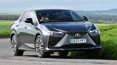 Lexus RZ 450e - front action