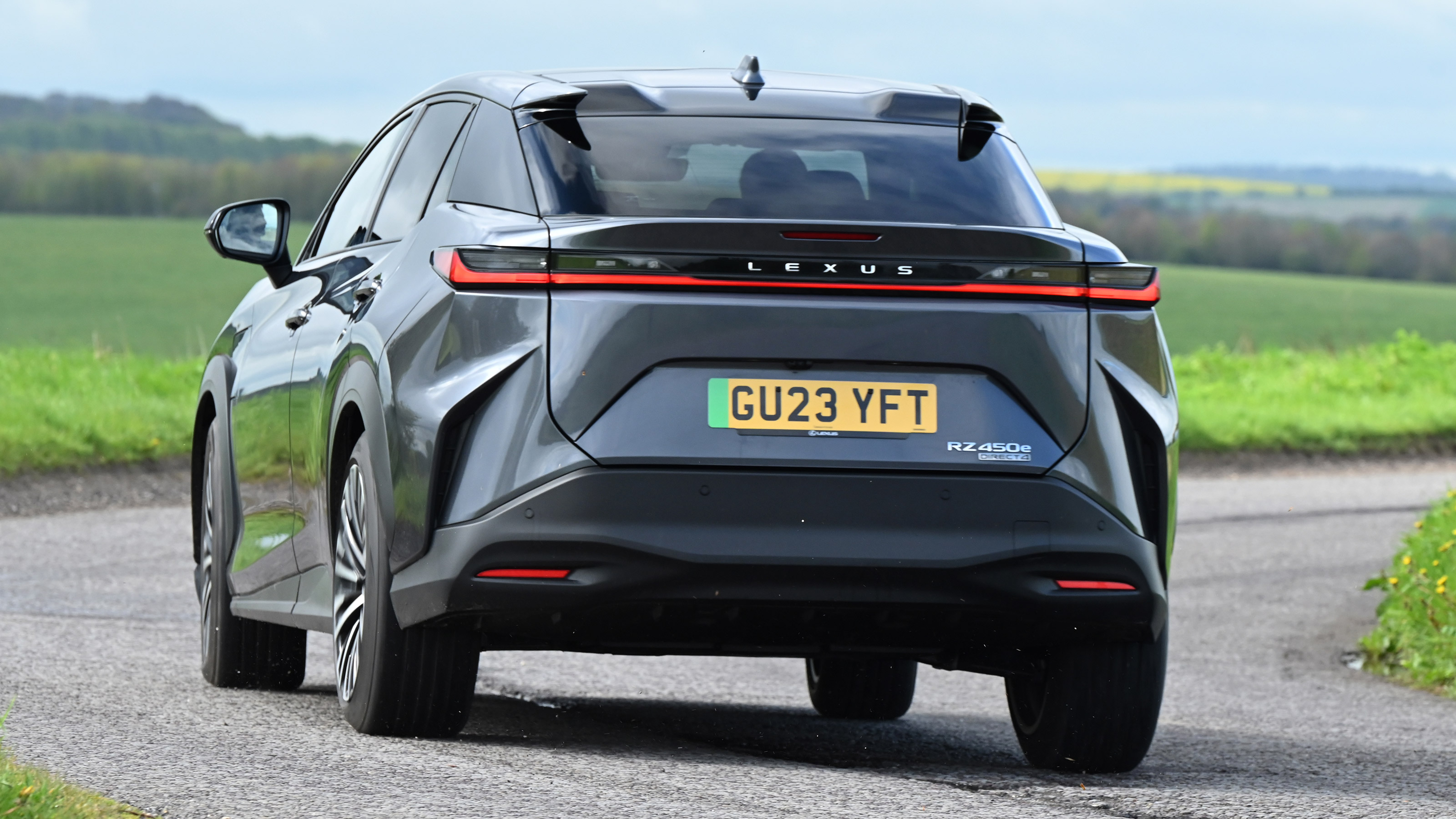 Lexus RZ 450e - rear action