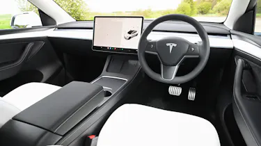 Tesla Model Y - interior