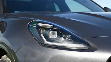 Maserati Grecale - front light