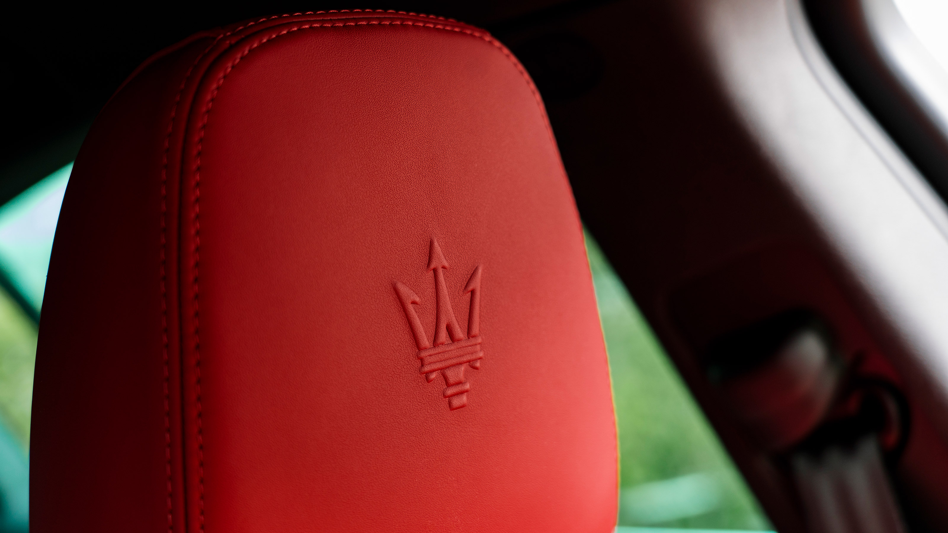 Maserati Grecale GT - headrest