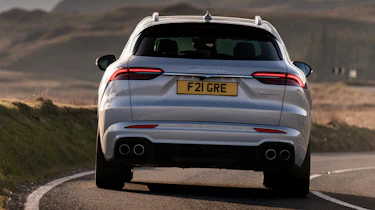 Maserati Grecale GT - rear action