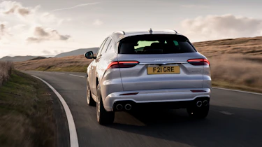 Maserati Grecale GT - rear tracking
