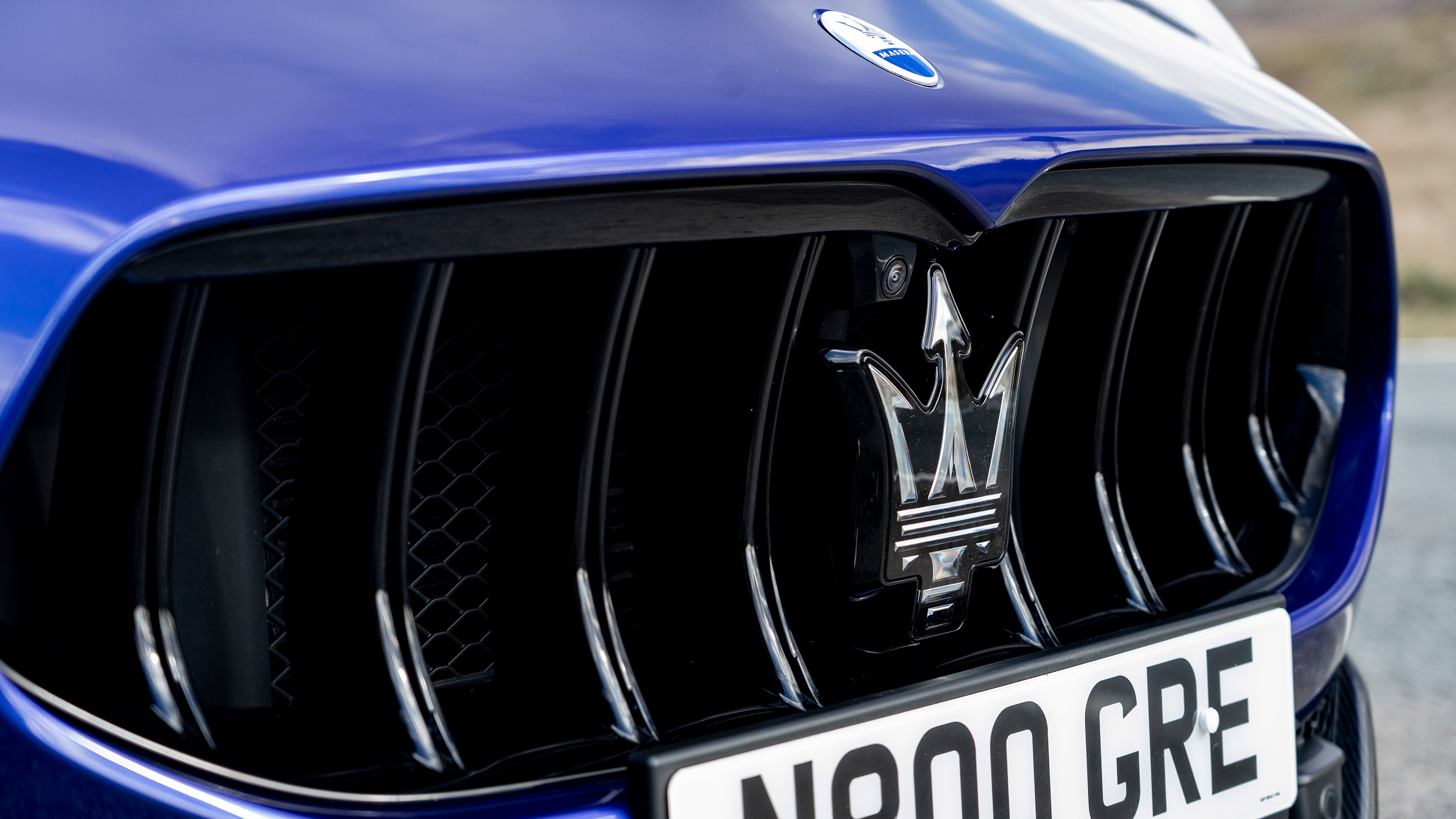 Maserati Grecale Trofeo - grille