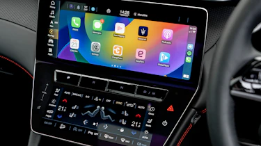 Maserati Grecale Trofeo - infotainment
