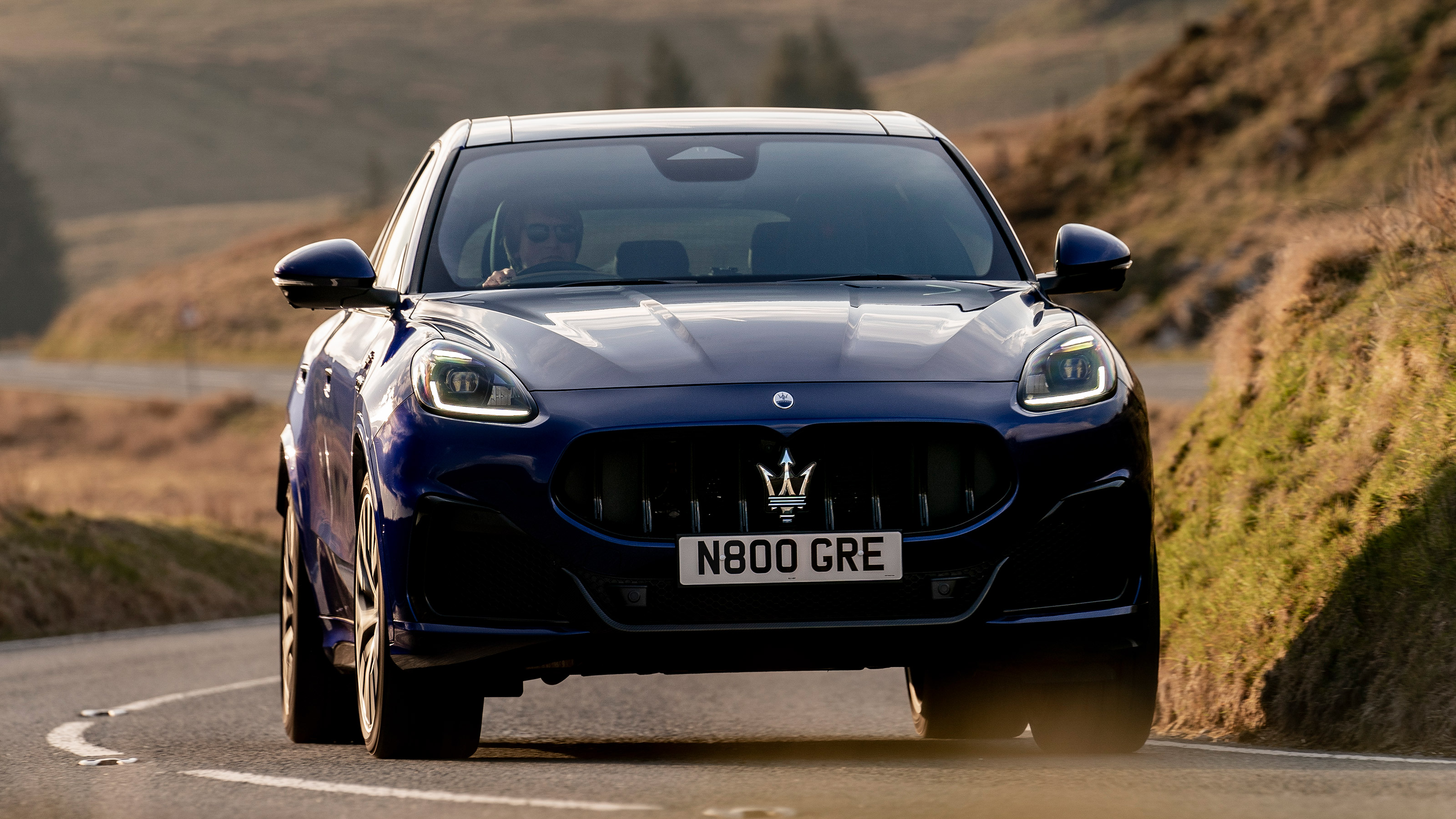 Maserati Grecale Trofeo - front cornering