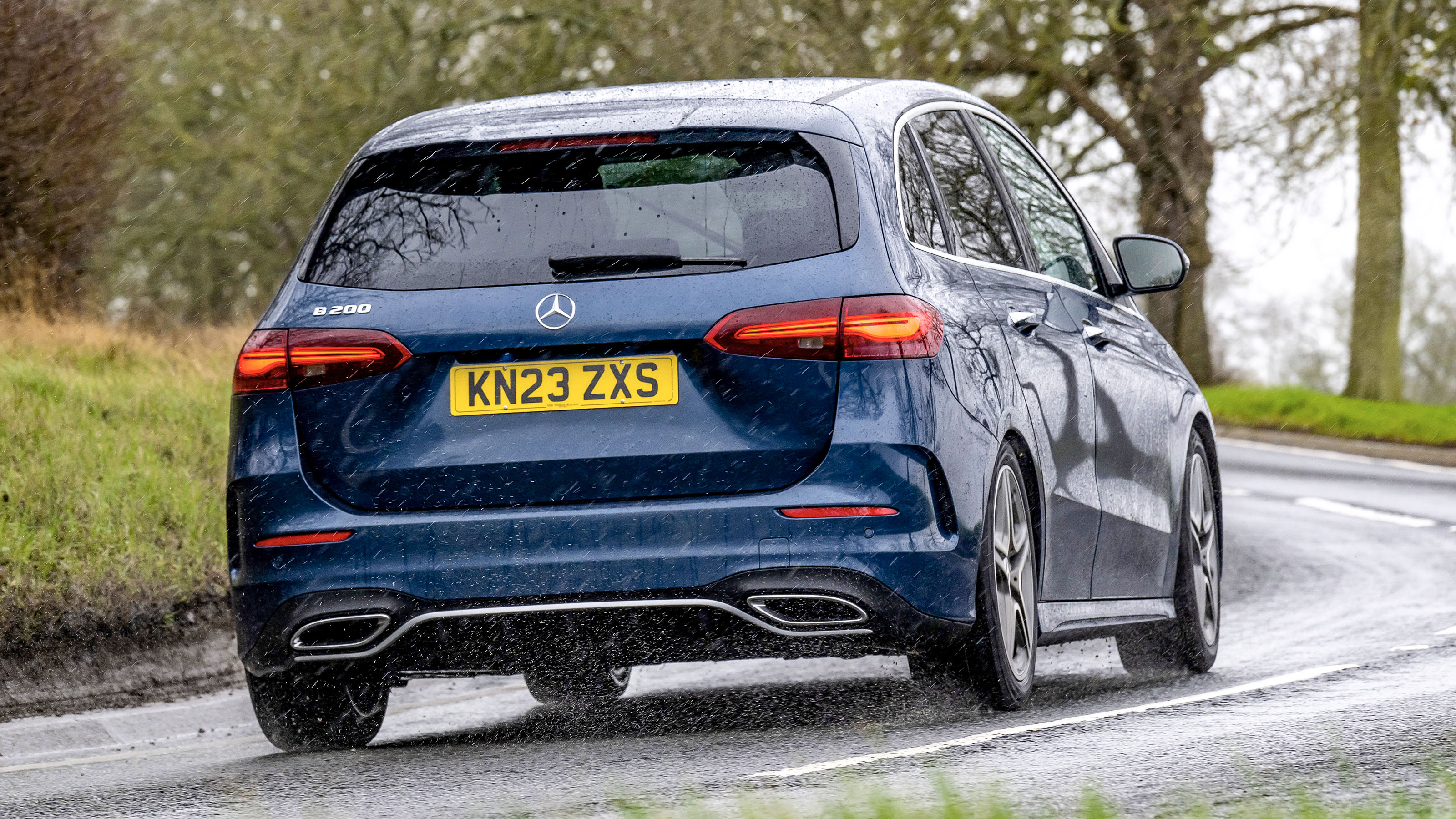 Mercedes B-Class - rear cornering