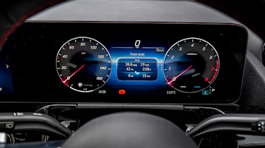 Mercedes B-Class - digital driver's display