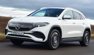 Mercedes EQA - front tracking