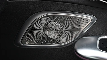Mercedes EQE 350 - speakers