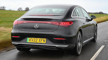 Mercedes EQE 350 - rear tracking