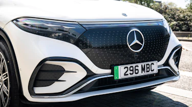Mercedes EQS SUV UK - front detail