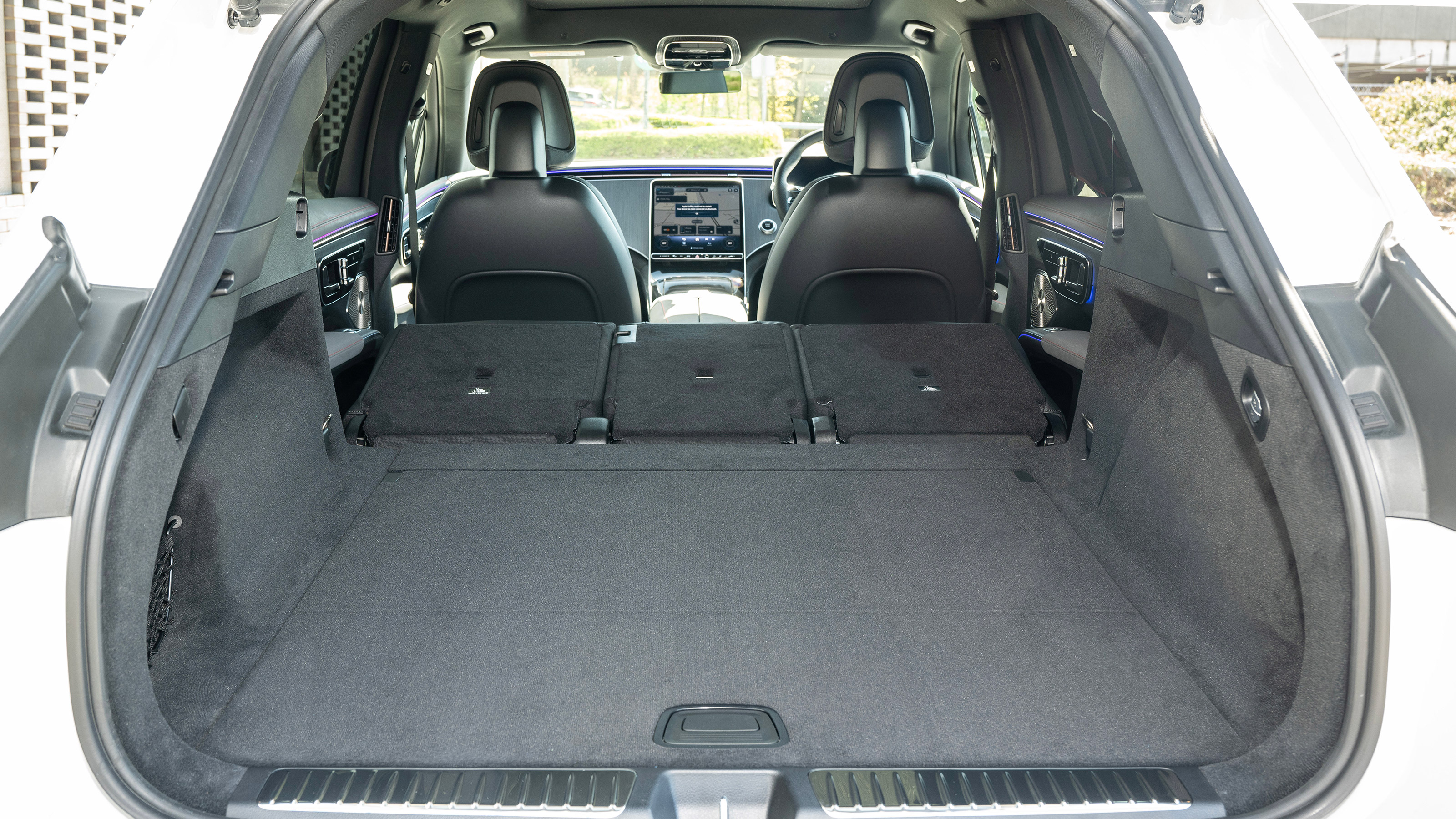 Mercedes EQS SUV UK - boots seats down