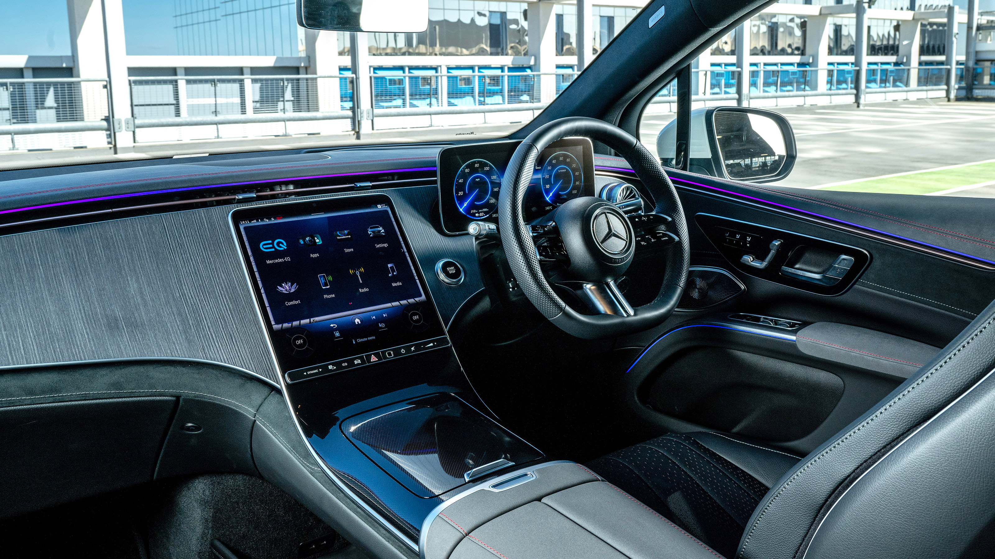 Mercedes EQS SUV UK - cabin