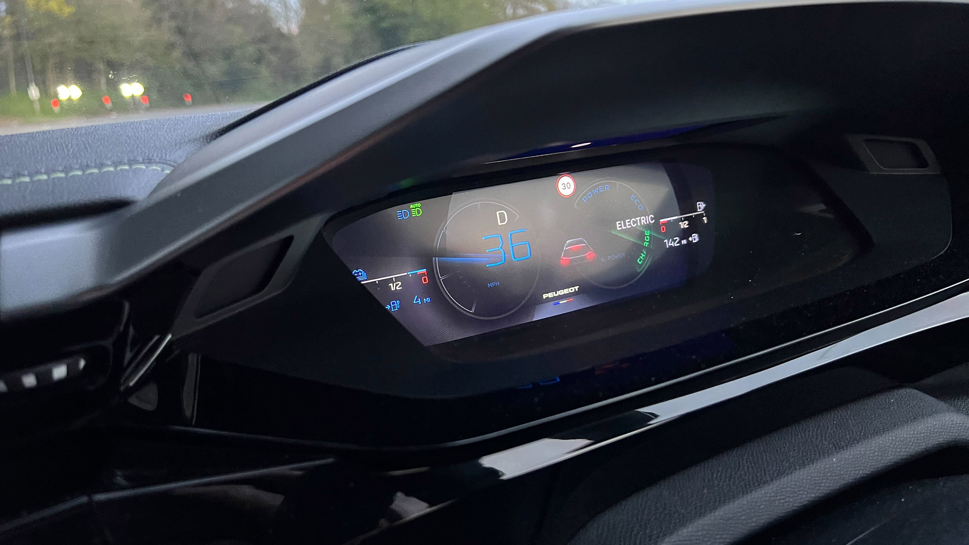 Peugeot 30 SW long termer final report - high beam