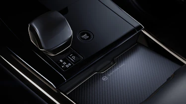 Range Rover Sport SV - interior