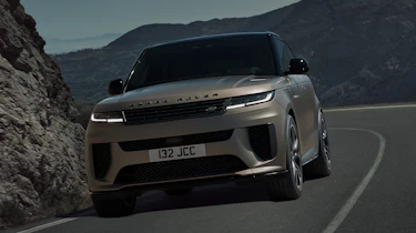 Range Rover Sport SV - front action