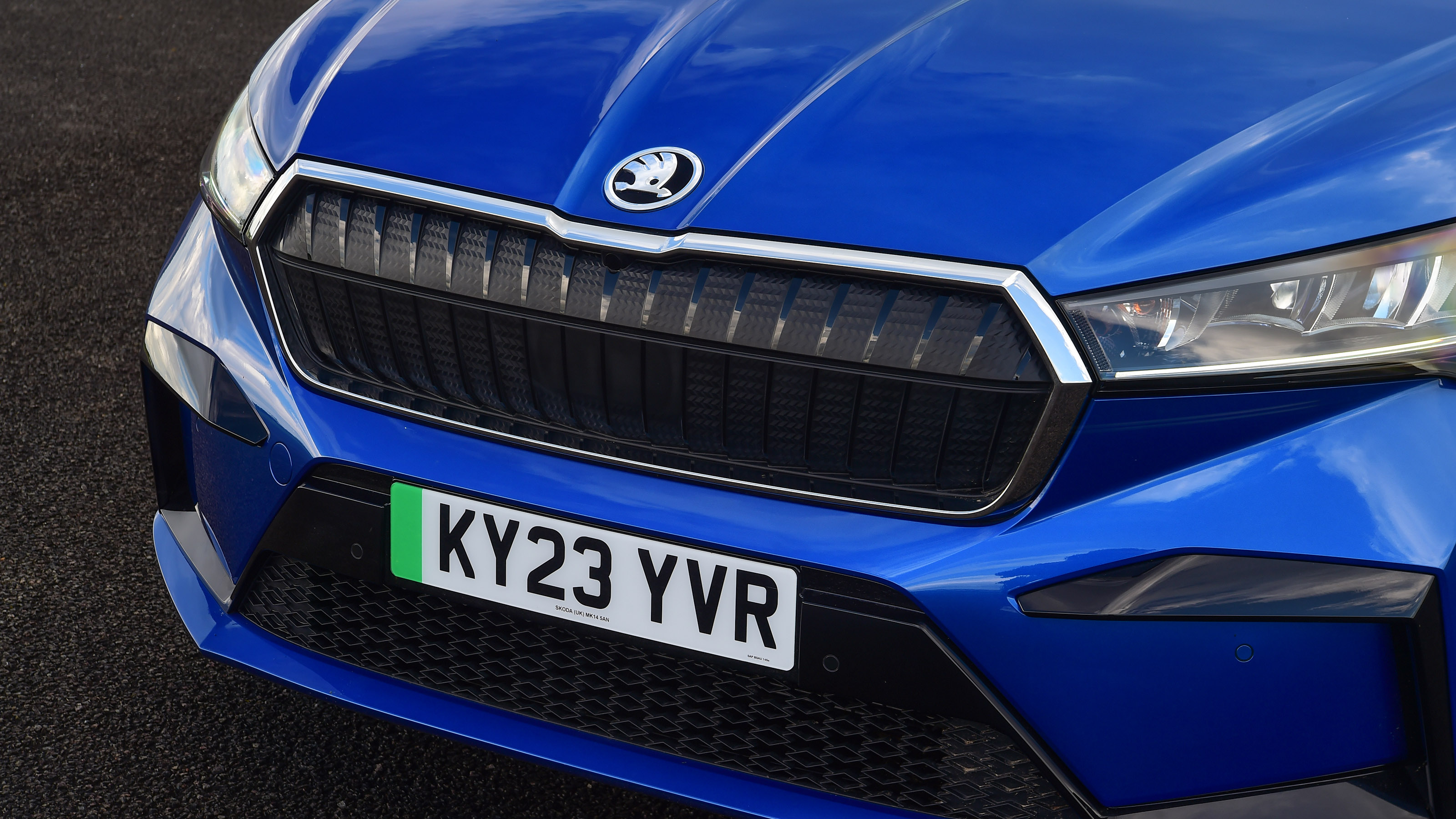 Skoda Enyaq Coupe - front grille