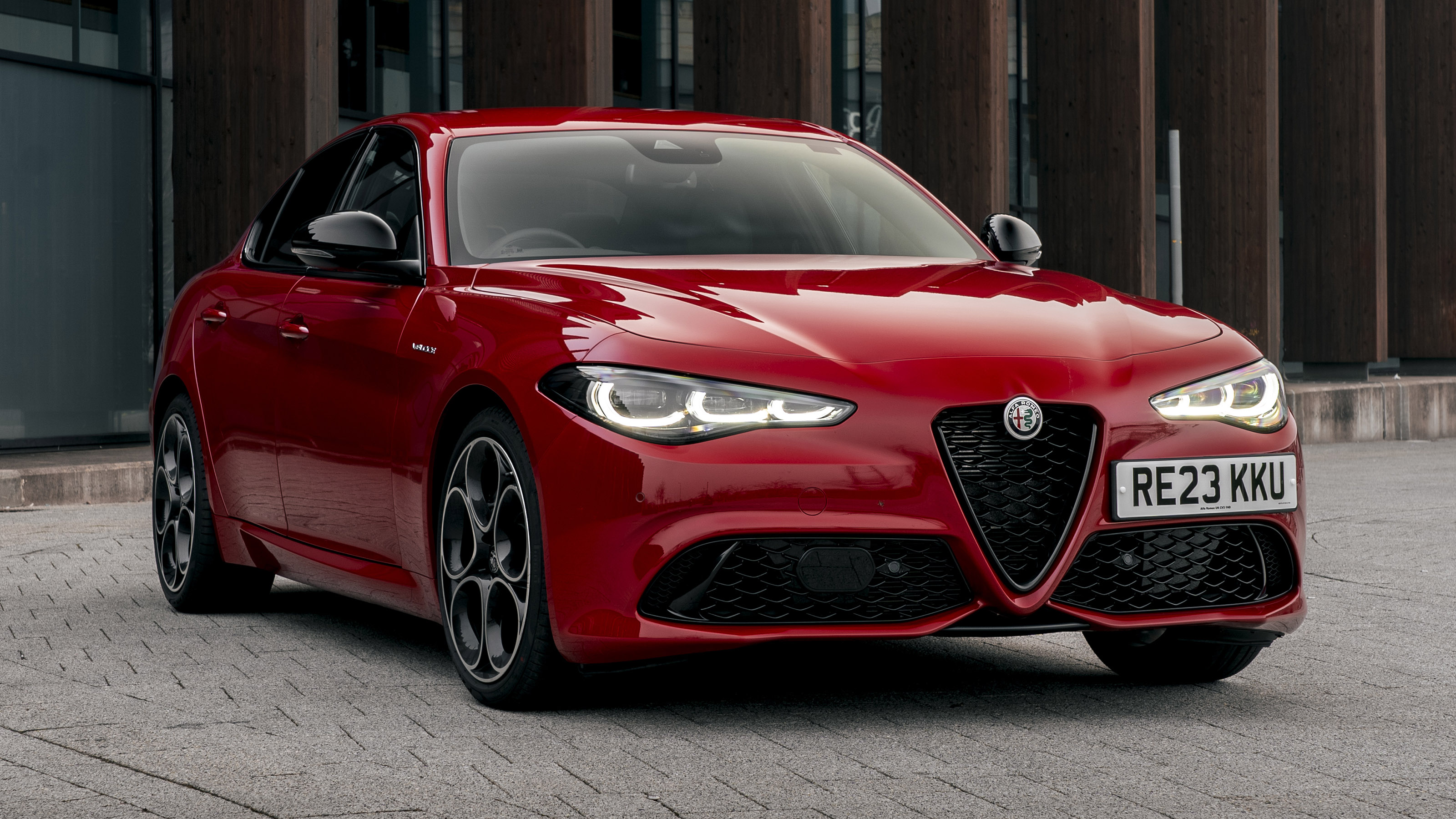 Alfa Romeo Giulia - front static