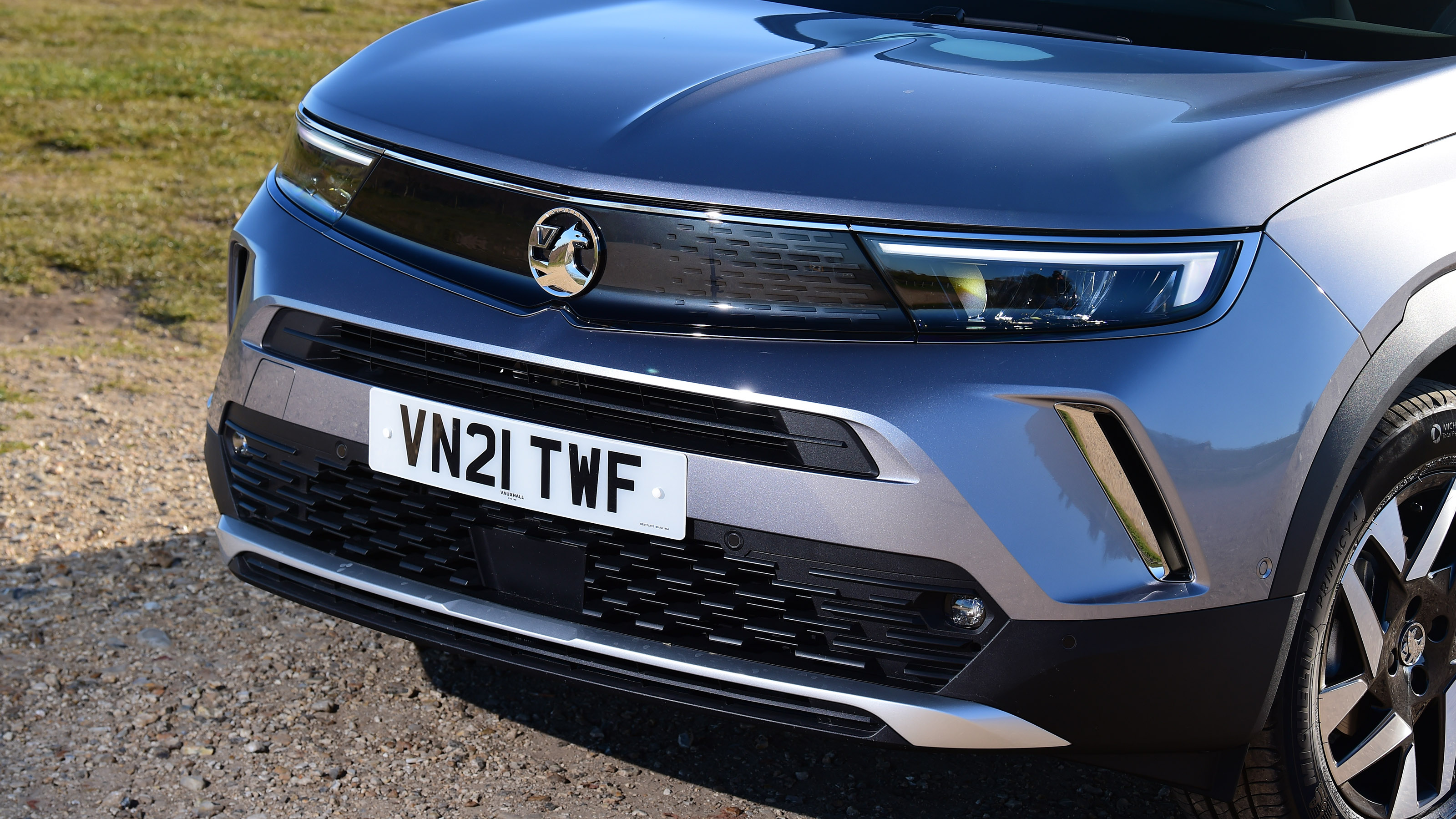 Vauxhall Mokka - Vizor grille